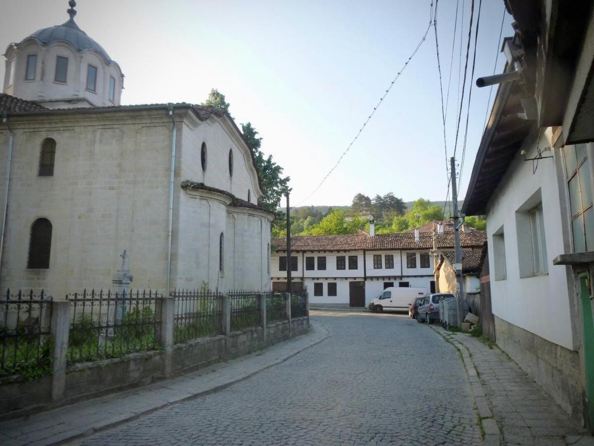 Razsukanova House , Разсукановата Къща Elena Exterior foto